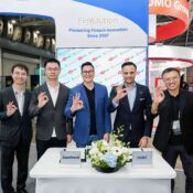 JuanHand and HSBC Signing at Singapore Fintech